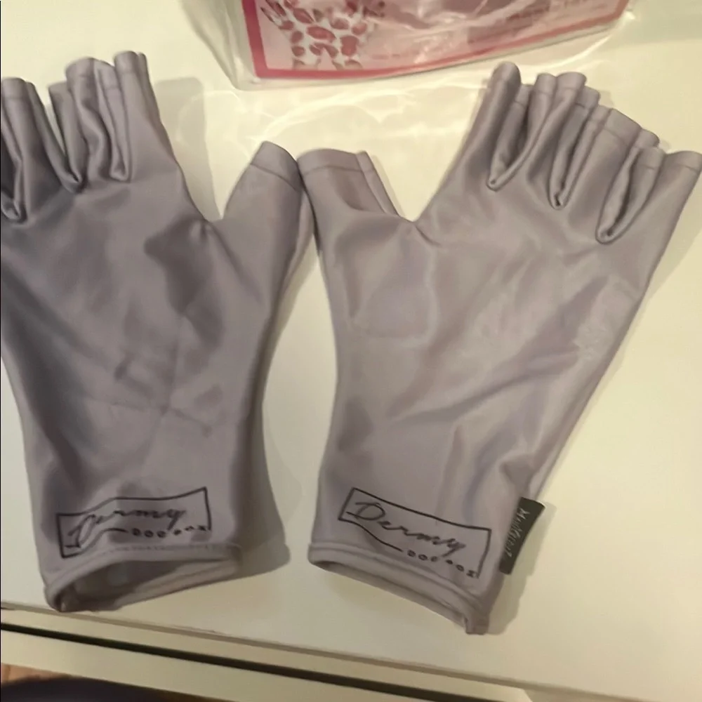 ManiGlovz UV Protective Gloves - Pink